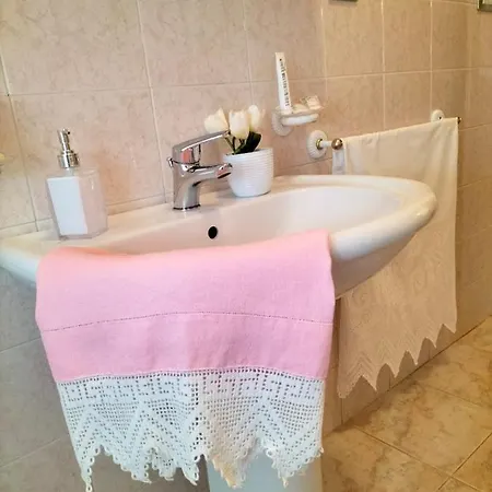 Rosa Dei Venti Bed & Breakfast *